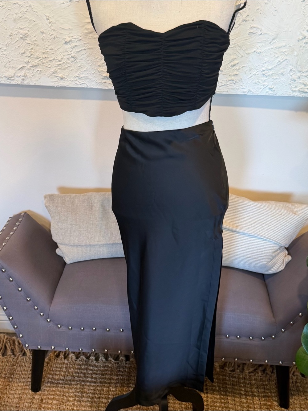 Urban Outfitters Edy Satin Midi Skirt Slit Black Side Zip Sz S NWT - Picture 2 of 9